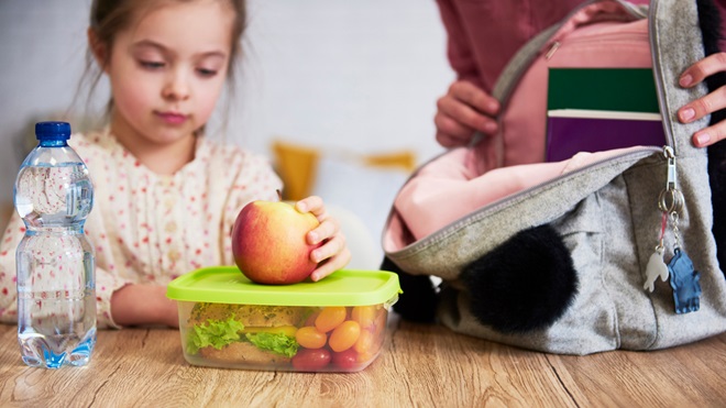 packed school lunch for kids saving money lead